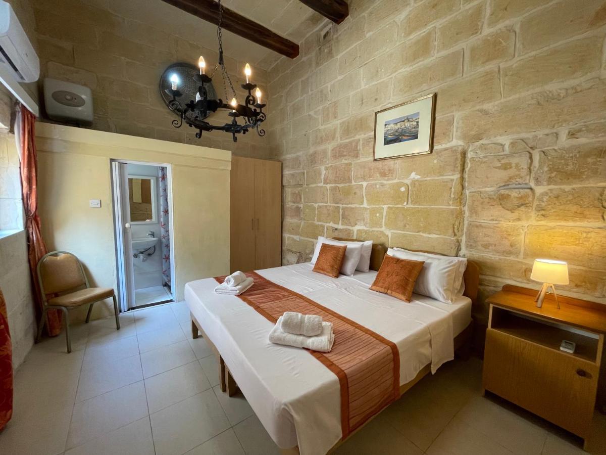 Penelope Townhouse Hotel Ghajn il-Kbira  Exterior foto